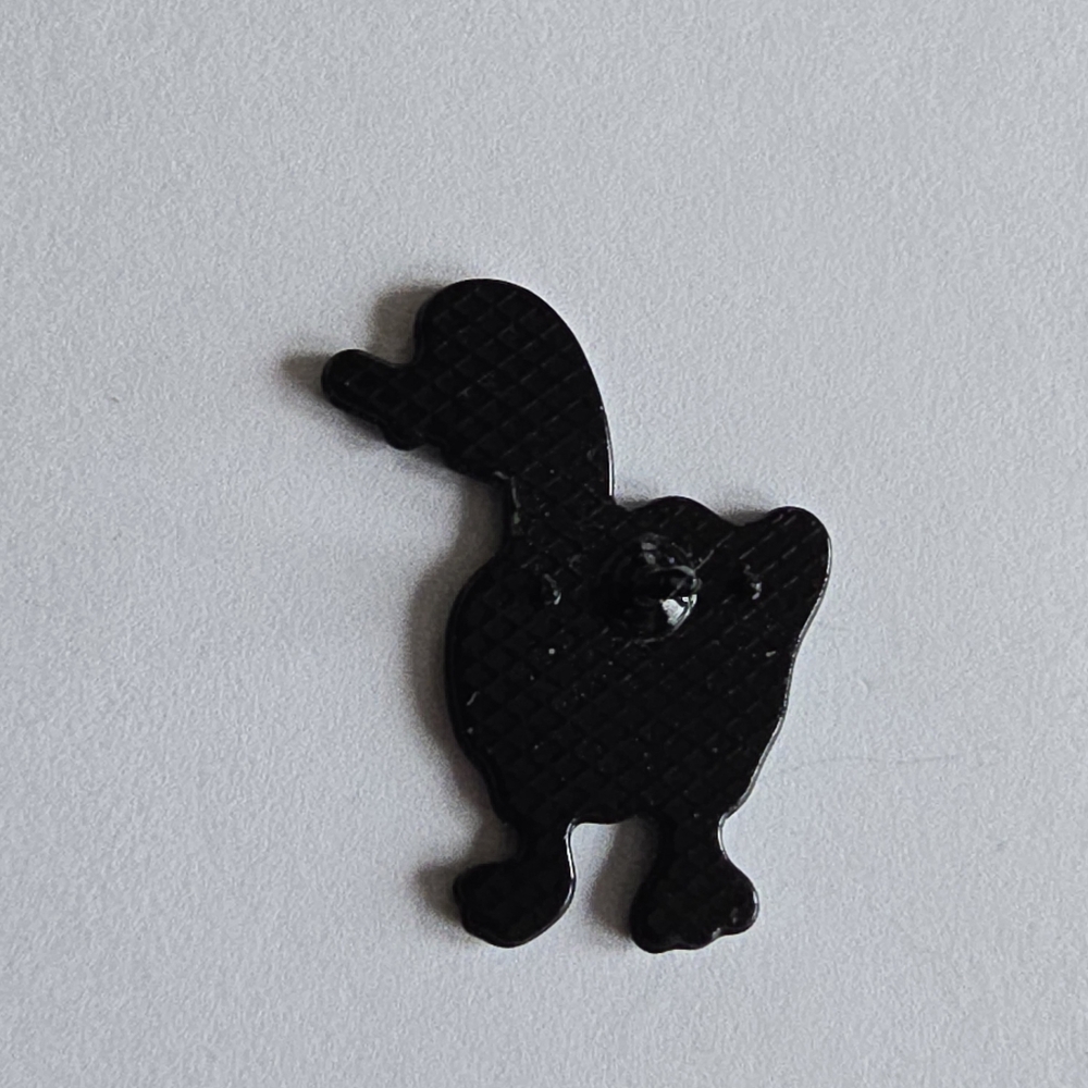 Goose with a knife pin enamel lapel brooch bird duck white black - Picture 7 of 9